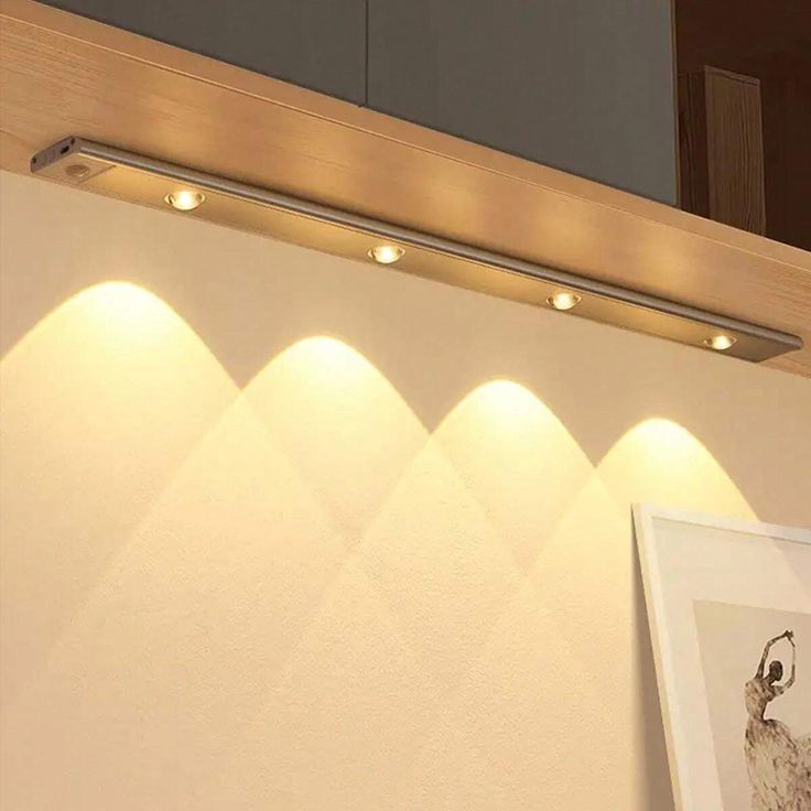 LED motion sensor cabinet light with USB rechargeable battery